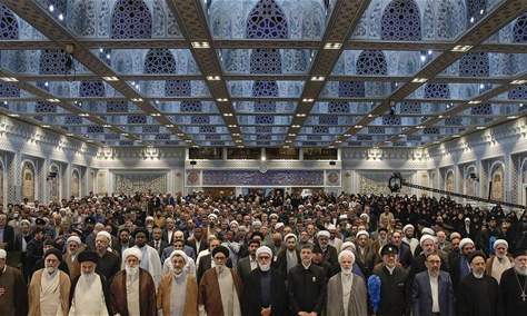 العلامة فضل الله مشاركًا في مؤتمر الإمام الرضا (ع) في مدينة مشهد الايرانية