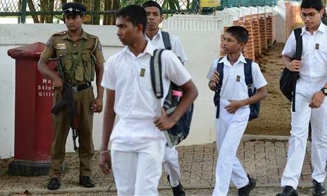 سريلانكا تلغي امتحانات مدرسية لملايين الطلاب بسبب نقص الورق